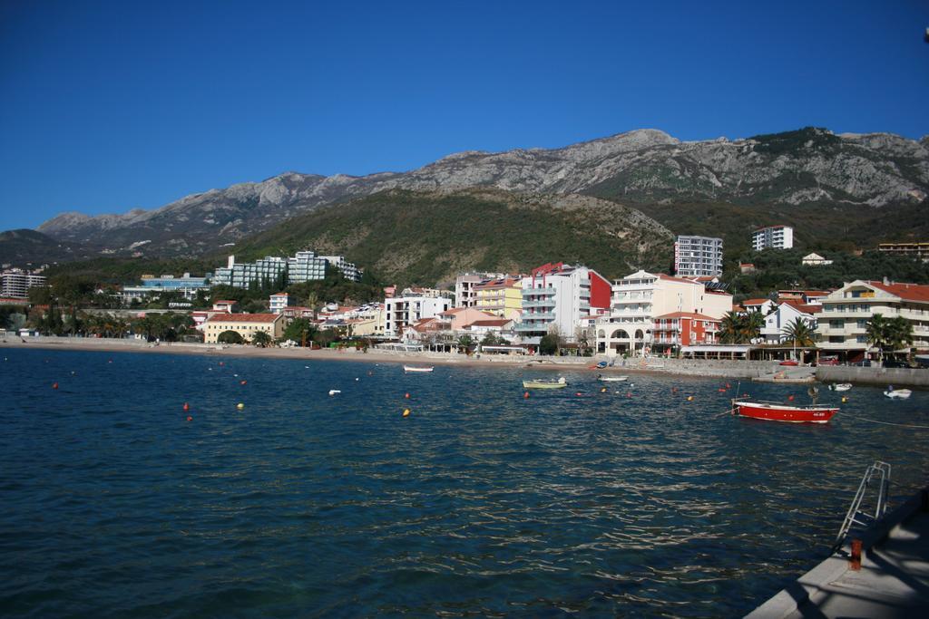 Apartments Slavica Rafailovici บุดวา ภายนอก รูปภาพ