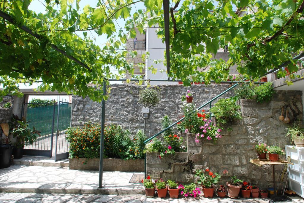 Apartments Slavica Rafailovici บุดวา ภายนอก รูปภาพ